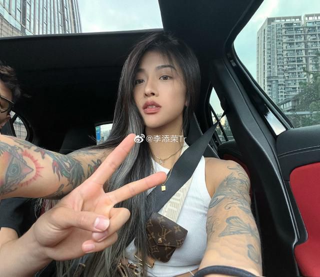 利物浦在今年早些时候曾经以7-0的比分击败过曼联，在曼联同利物浦的这场比赛之前，人们更多的也是在去讨论利物浦将会赢几个球，而不是他们能够在这场比赛中取胜。